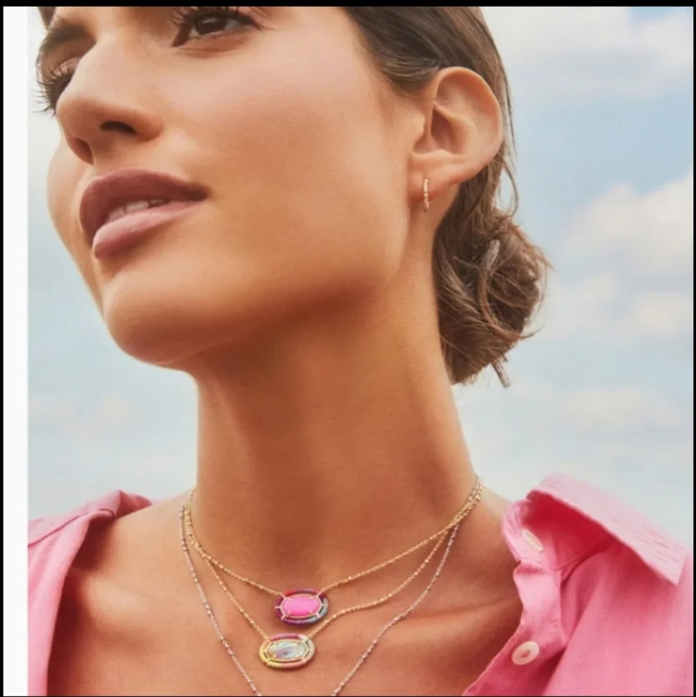Threaded Elisa Gold Pendant Necklace in Pink Mix NWT New - Picture 2 of 4